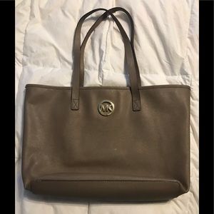 Michael Kors Tote